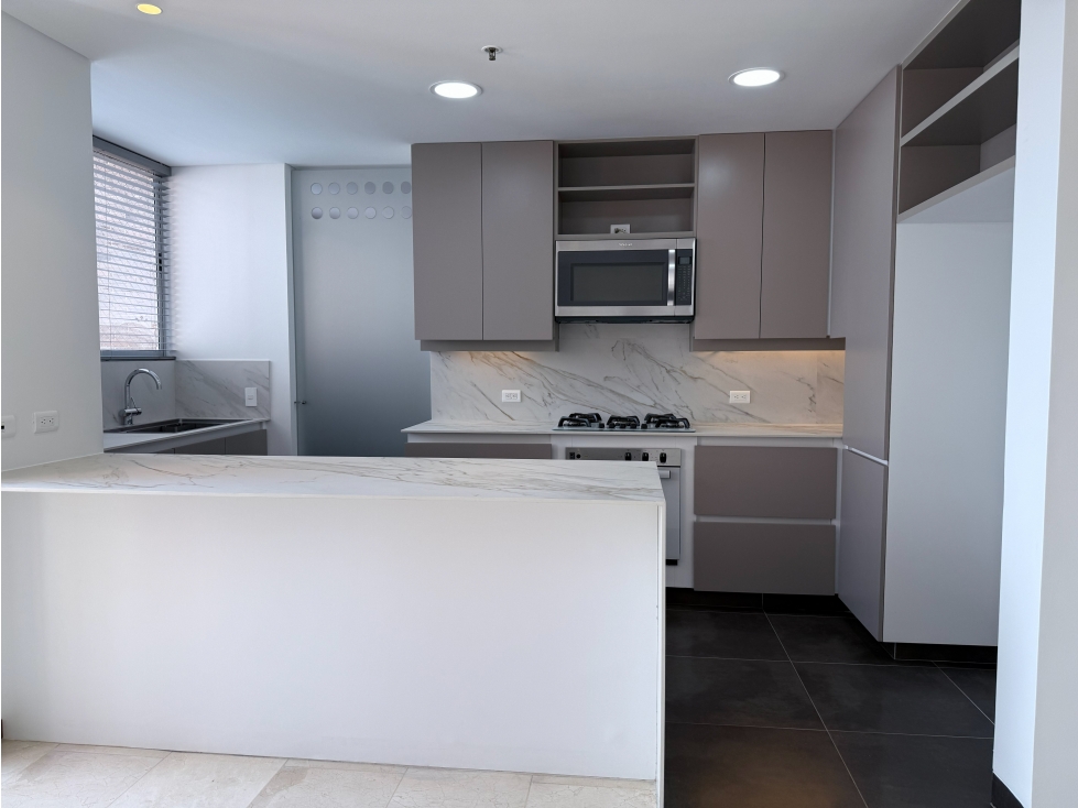 [CD] VENTA APARTAMENTO SECTOR LA CALERA, EL POBLADO, MEDELLIN — foto 4