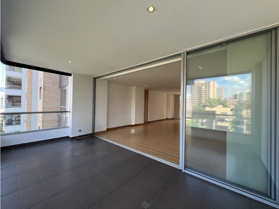 [RH] Apartamento para la venta, Loma de los Parra, Poblado, Medellín — foto 6