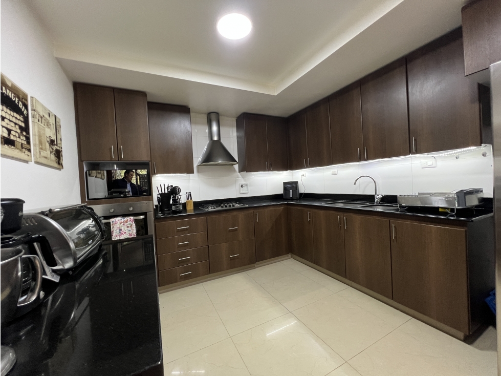 [RH] Apartamento para la venta en La Calera, Poblado, Medellín — foto 4