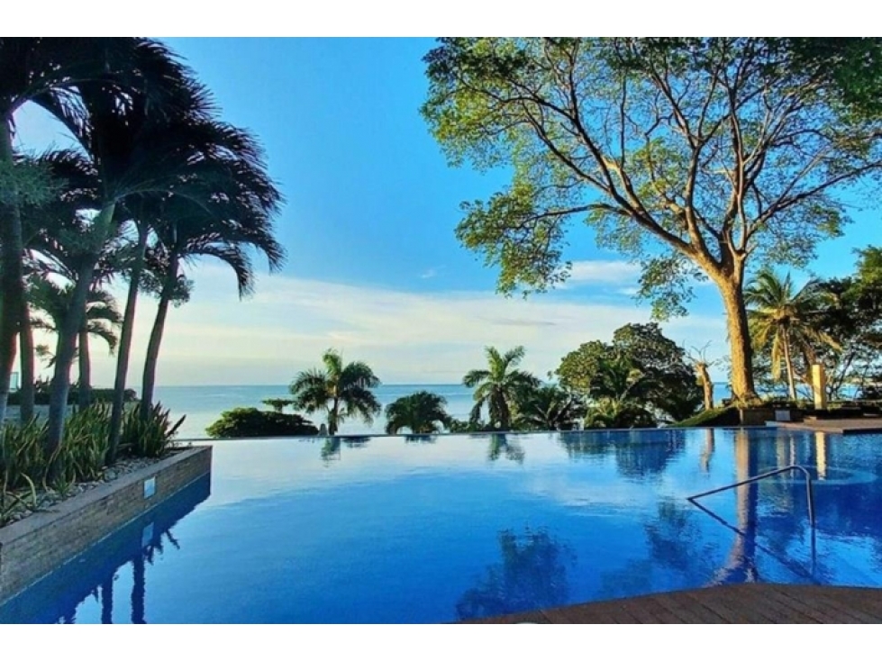 For sale beachfront apartment at ph bahia nueva gorgona, Panama oeste