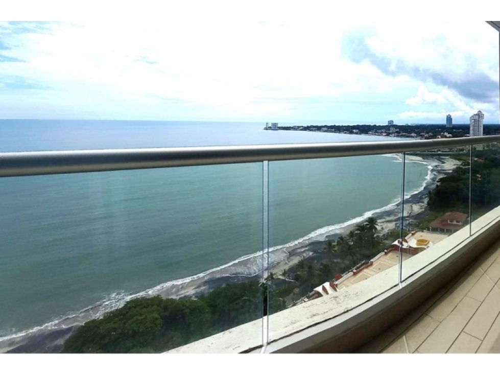 For sale beachfront apartment at ph bahia nueva gorgona, Panama oeste — foto 2