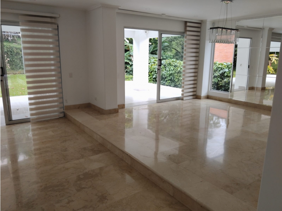 [SA] CASA EN ARRENDAMIENTO EN LOS BALSOS. EL POBLADO, MEDELLIN — foto 4