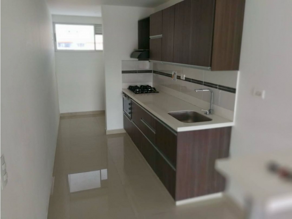 [RY]Vendo apto en conquistadores, Laureles, Medellín — foto 2