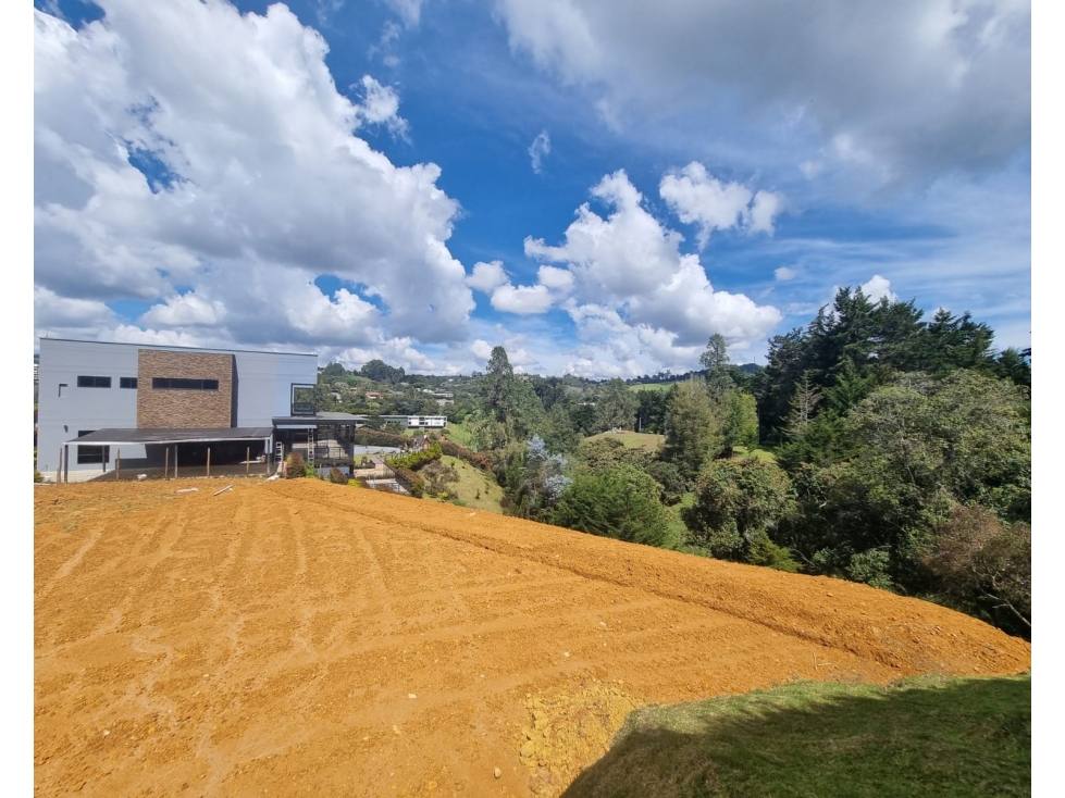 [FA] Lote en unidad cerrada en Alto de Las Palmas, Medellin — foto 4