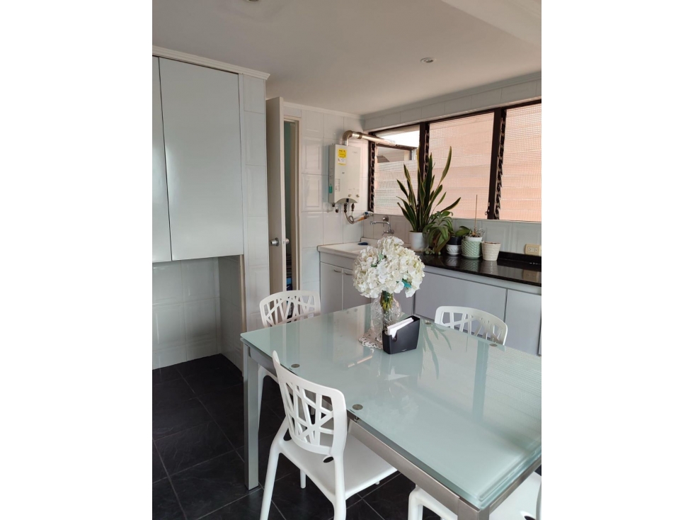 [FA] Amplio apartamento sector Las Lomas, El Poblado; Medellín — foto 5
