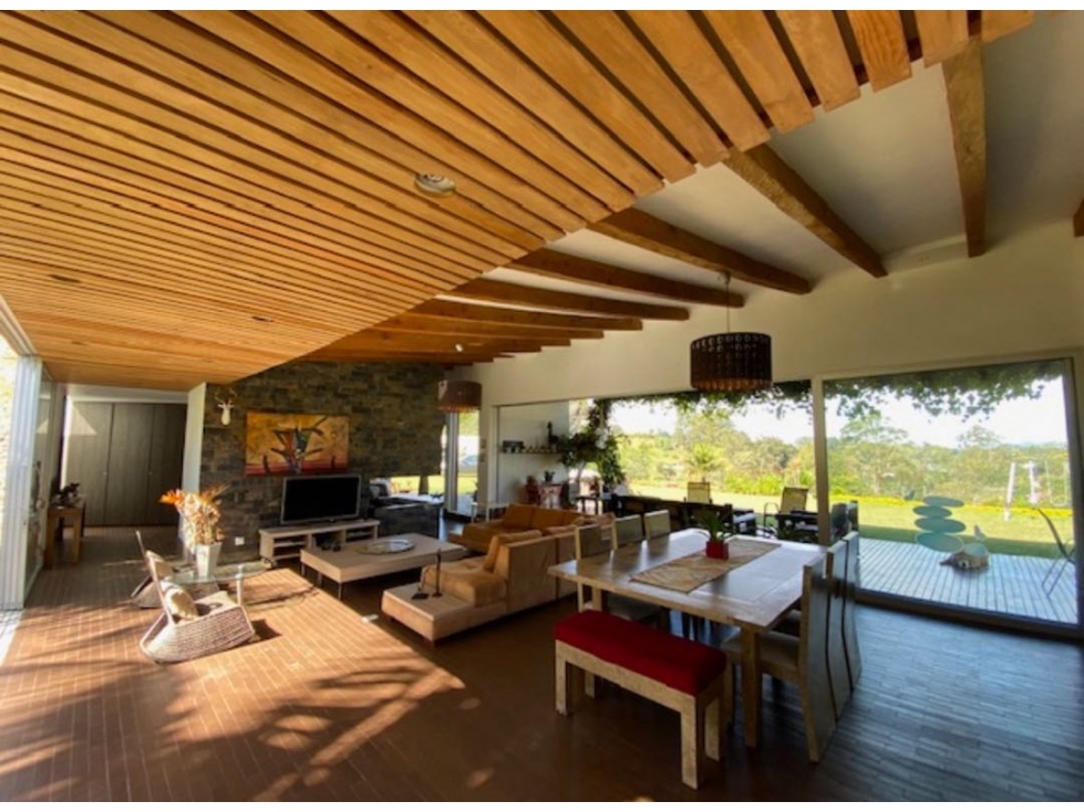 [FA] Espectacular casa en el sector Pontezuela Rionegro — foto 2