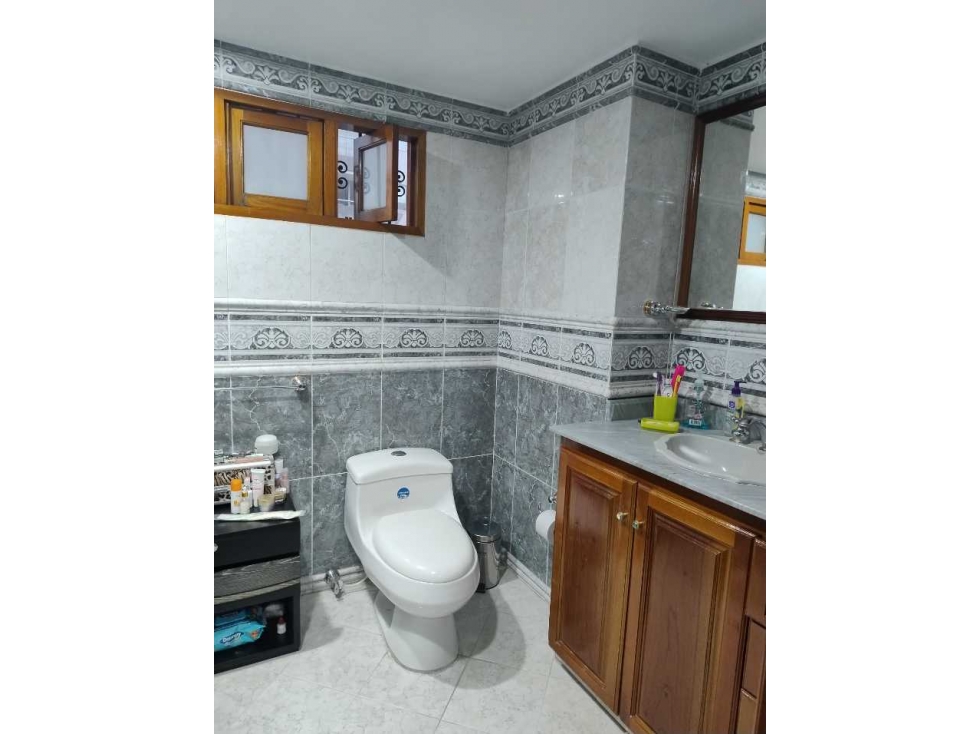[EM] SE VENDE EXCELENTE CASA LAURELES CON MEDIA MIXTURA — foto 2