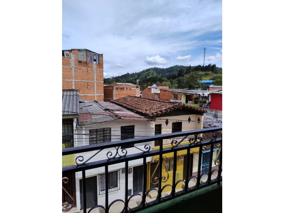 [EM] SE VENDE APTO GUARNE, ANT.PROPIEDAD HORIZONTAL 3 PISO ESCALAS — foto 4