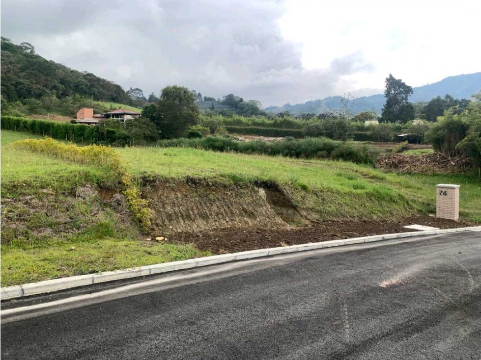 [EM] SE VENDE MUY BUEN LOTE EN LA CEJA,CON TOPOGRAFIA MUY BONITA — foto 2