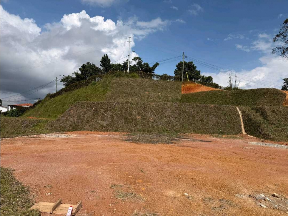 [EM] SE VENDE LOTE EN MARVERDE,CERCA A EL CLUB LA MACARENA — foto 6