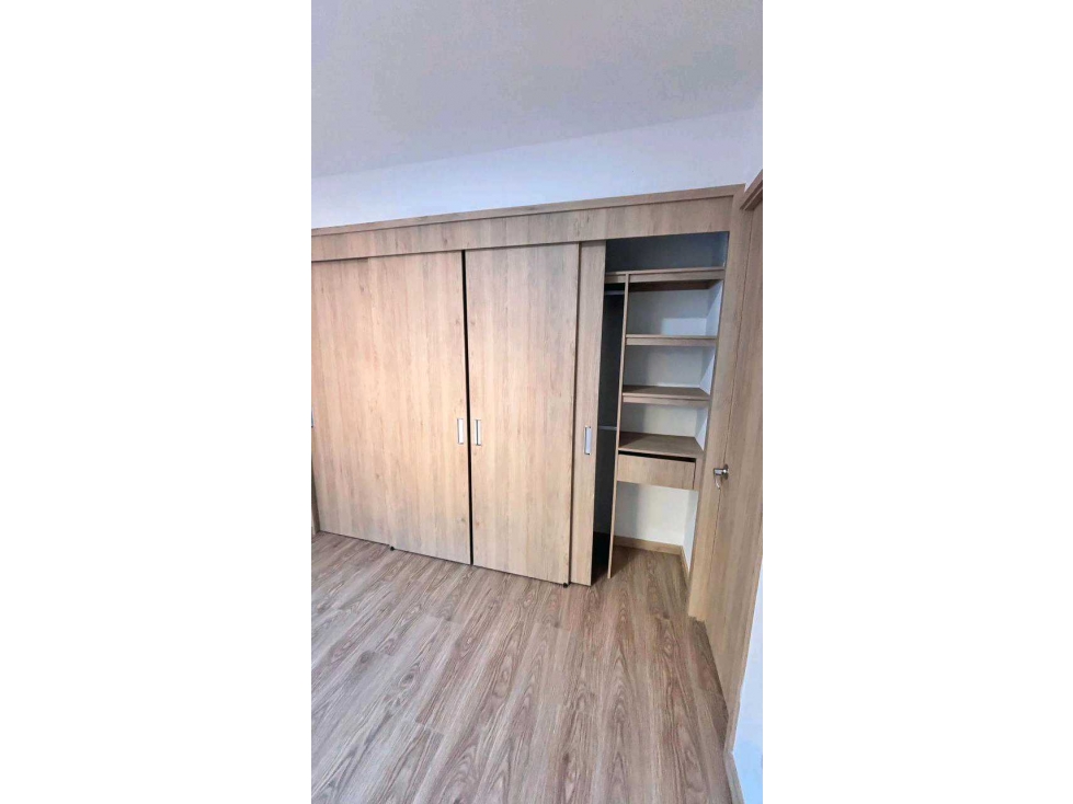 [EM] SE VENDE MUY BUEN APTO EN RIONEGRO SECTOR FONTIBON — foto 3