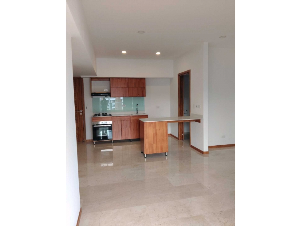 [EM] SE VENDE MUY BUEN APTO EN SABANETA,MUY CENTRAL,SECTOR LOMITAS — foto 3