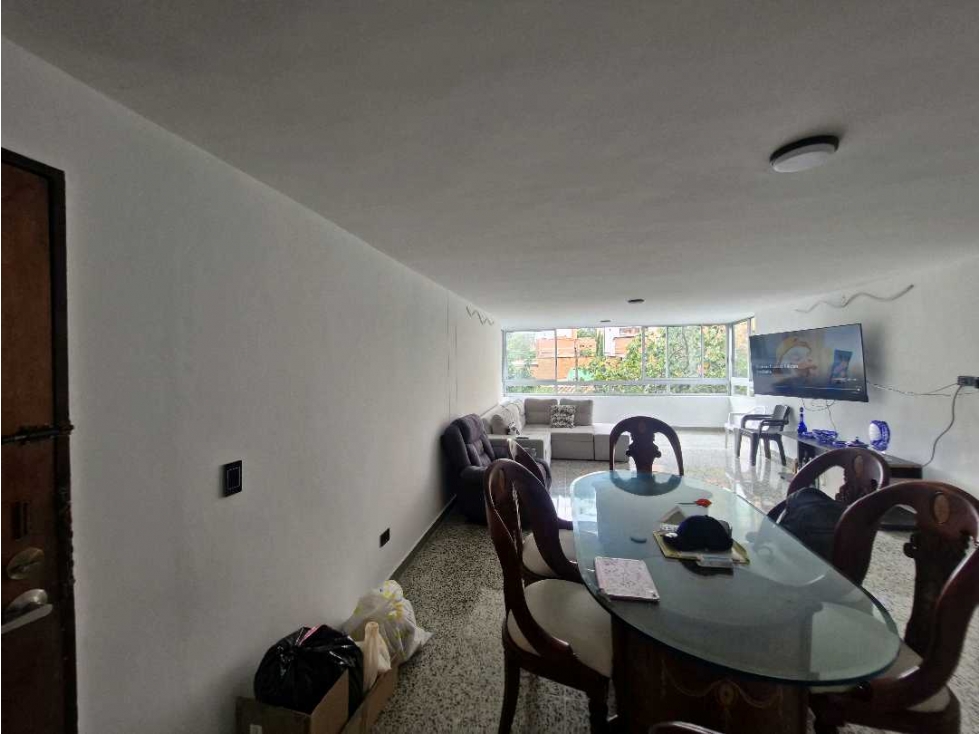 [UW] Vendo Excelente Apartamento Laureles — foto 6