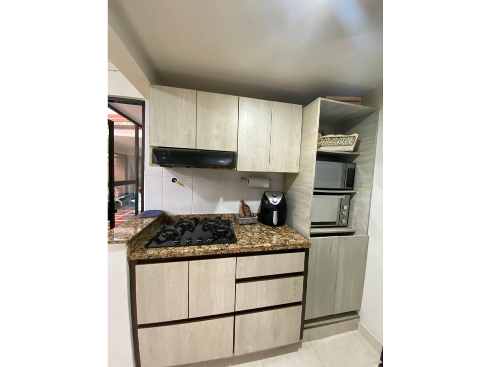 [MY] Apartamento en venta en El Poblado, Oviedo, Medellín — foto 5