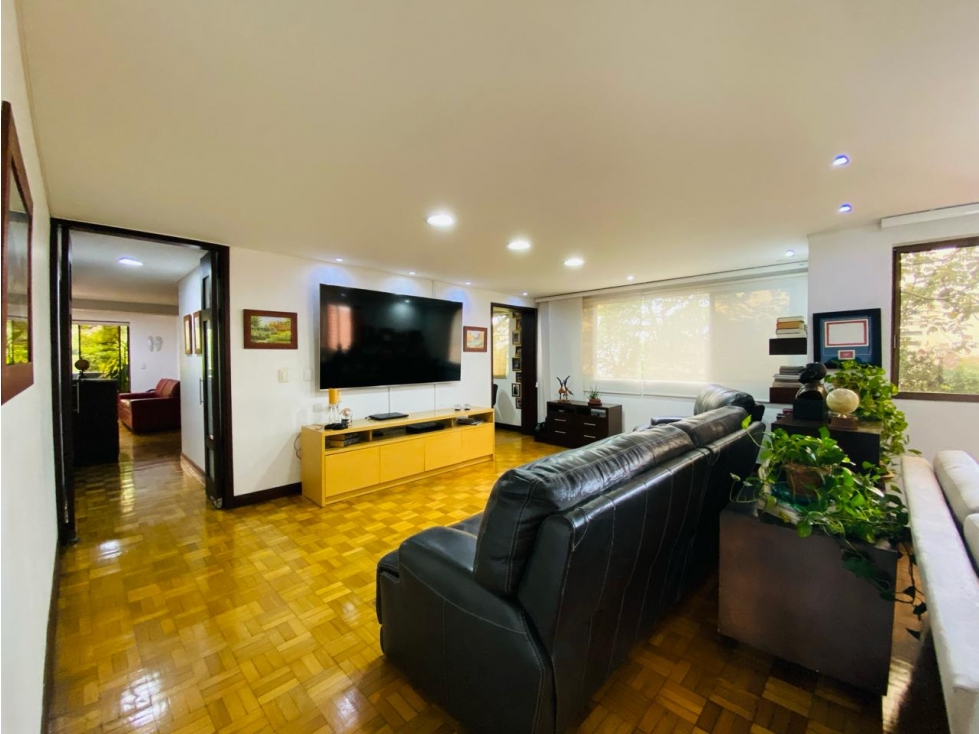 [MY] Venta de apartamento en El Poblado, Castropol, Medellín — foto 3