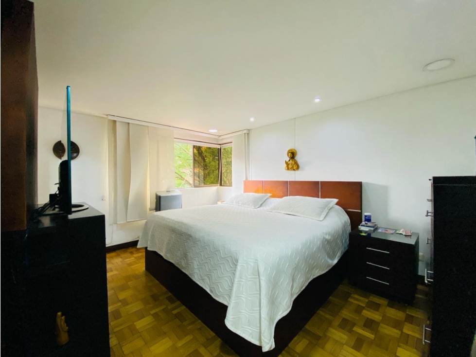 [MY] Venta de apartamento en El Poblado, Castropol, Medellín — foto 4