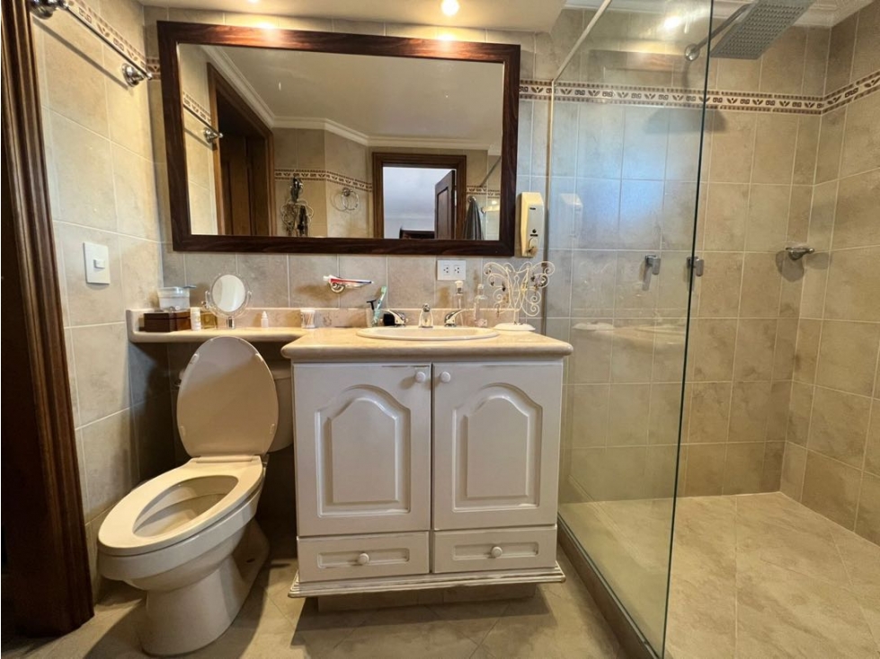[QM] VENTA HERMOSO APARTAMENTO EN LAURELES CERCA AL SEGUNDO PARQUE — foto 2