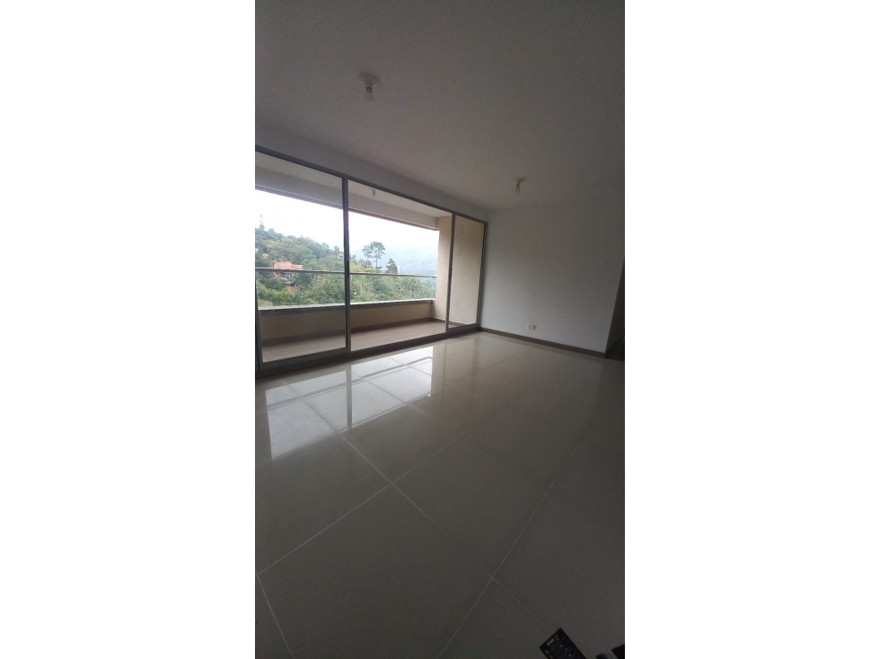 [YV] VENTA APARTAMENTO SECTOR CAMINO VERDE, ENVIGADO — foto 2