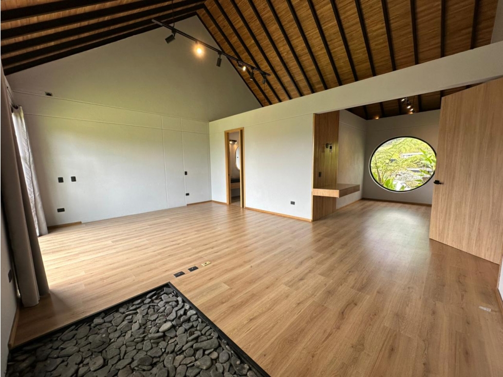 VENDO MODERNA CASA CAMPESTRE EN EXCLUSIVA PARCELACION EN EL RETIRO — foto 2