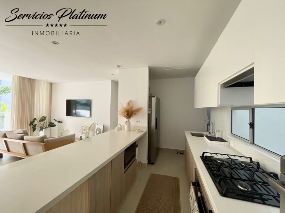 Apartamento de tres cuartos con amplia terraza en serena del mar — foto 6