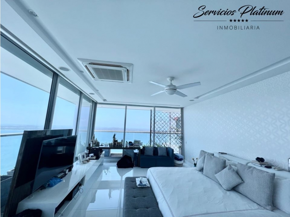 PH duplex con vista directa al mar amplios espacios en castillogrande — foto 4