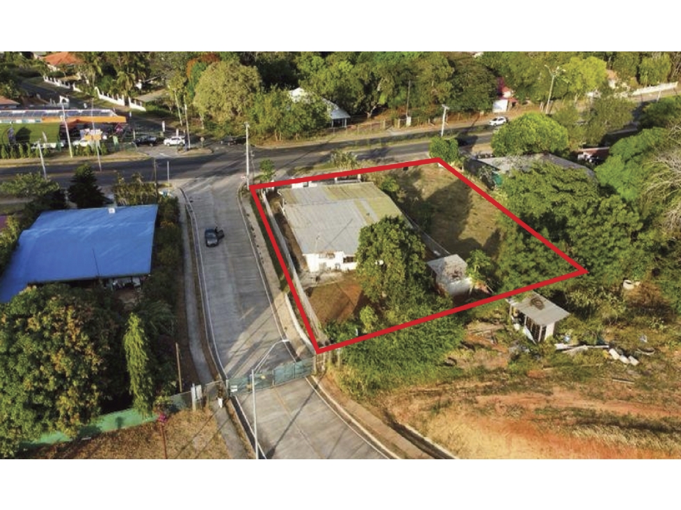 TERRENO EN VENTA CHITRÉ 1,667 m² - 3