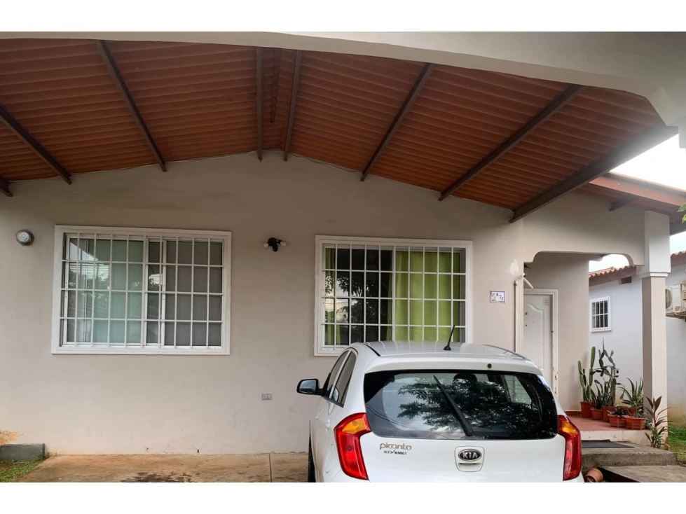 Venta de casa en Brisas del Golf, Arraijan