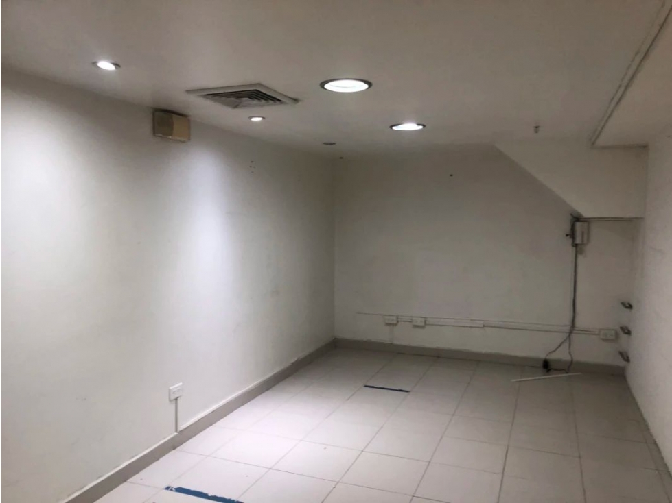 Alquiler de local comercial en Avenida Balboa