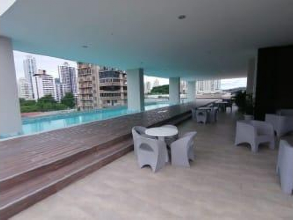 Se alquila apartamento PH Venezia en el Carmen