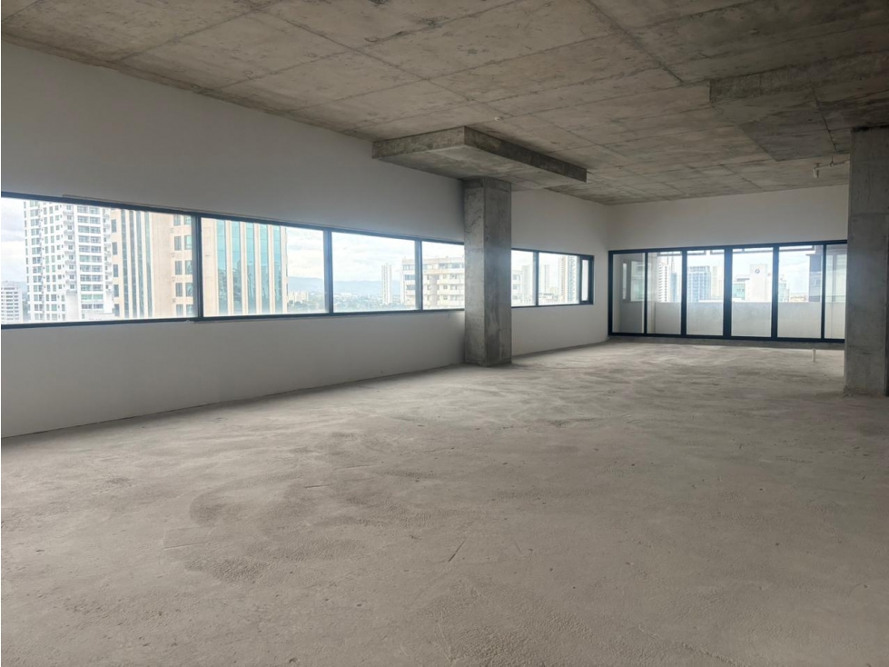 VENTA DE LOCAL COMERCIAL EN SAN FRANCISCO EN OBRA GRIS - 3