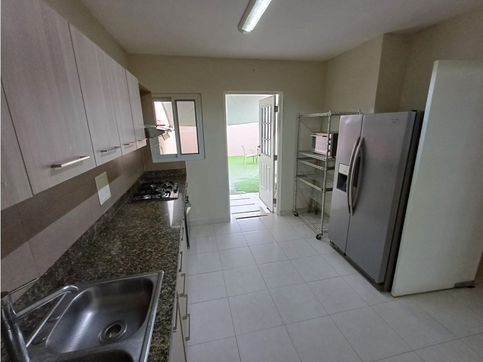 ALQUILER DE CASA EN VERSALLES — foto 3