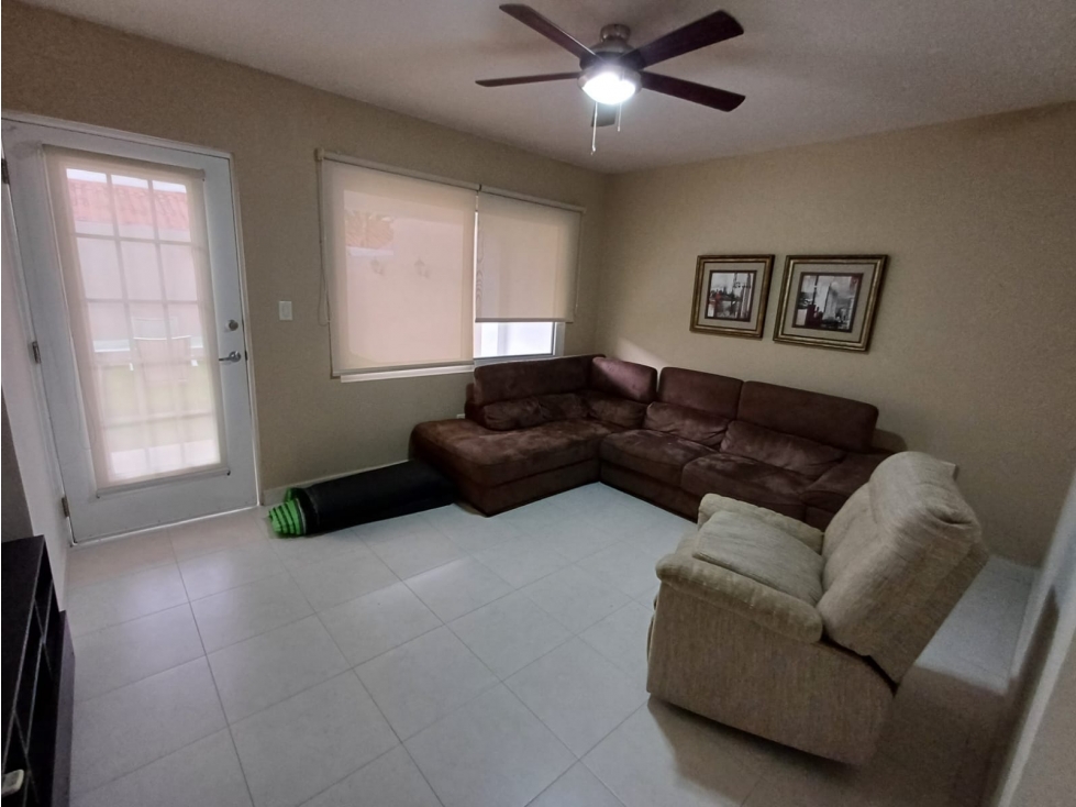 ALQUILER DE CASA EN VERSALLES — foto 4