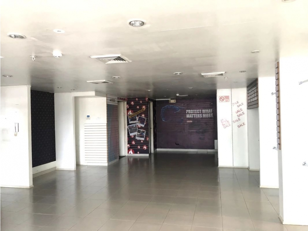 Alquiler de local comercial en Avenida Balboa — foto 2