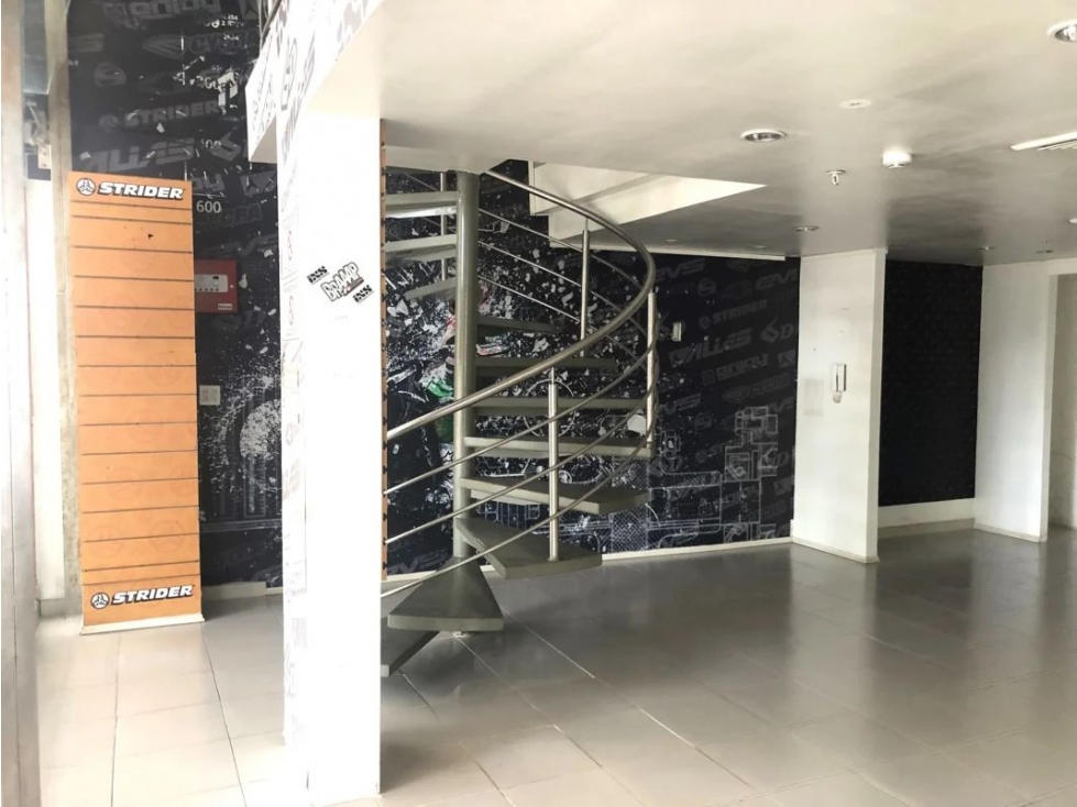 Alquiler de local comercial en Avenida Balboa — foto 5