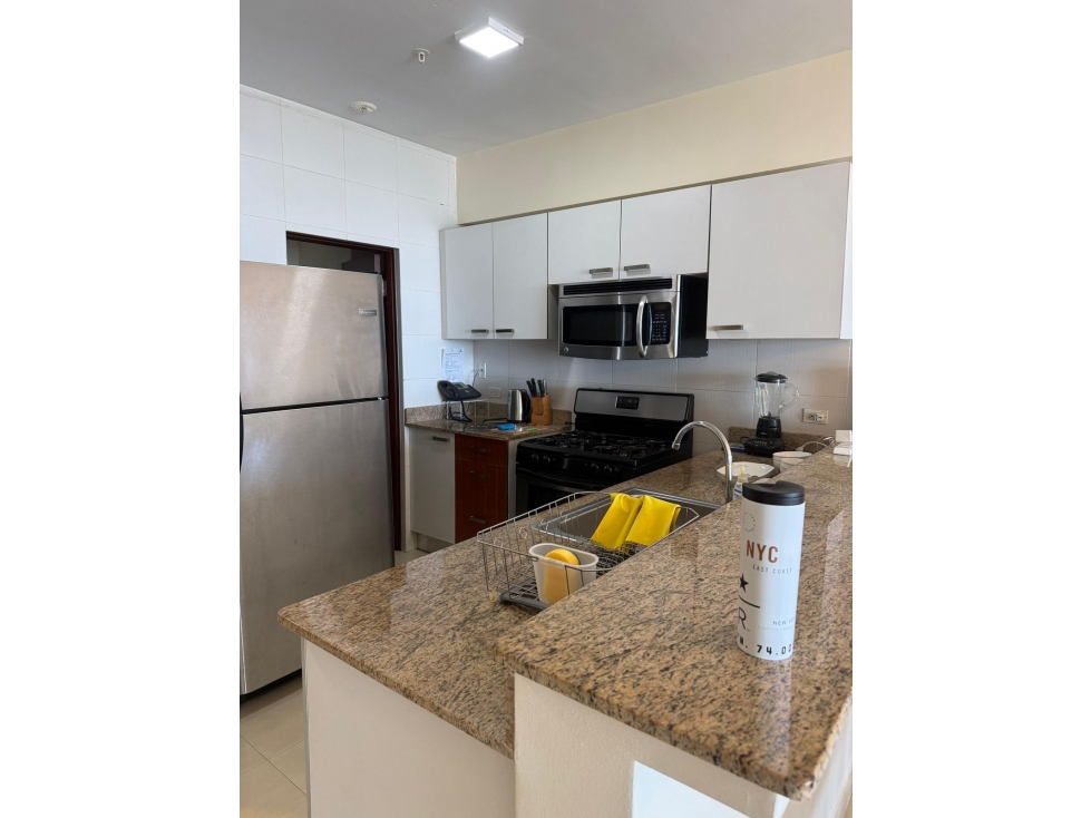SE ALQUILA APARTAMENTO AMOBLADO CON VISTA AL MAR — foto 6