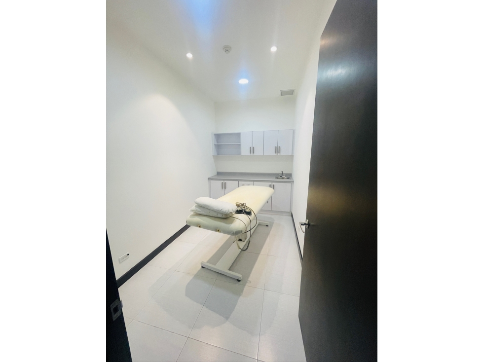 ALQUILER DE LOCAL PARA CLINICA DENTAL — foto 3