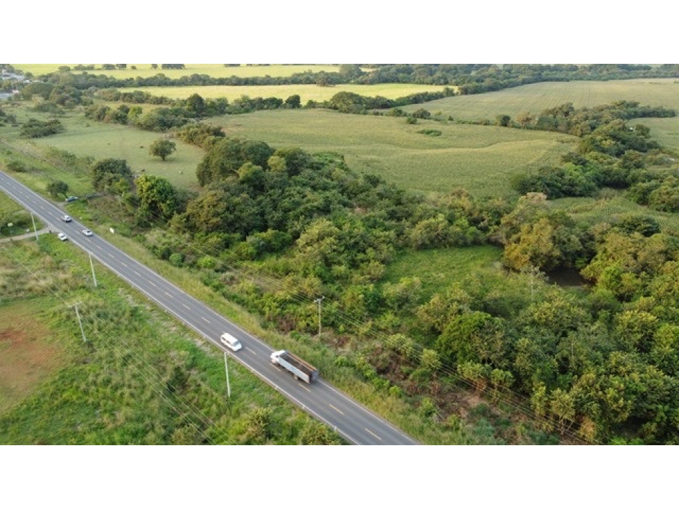 VENTA DE TERRENO COMERCIAL EN LAS TABLAS - 2