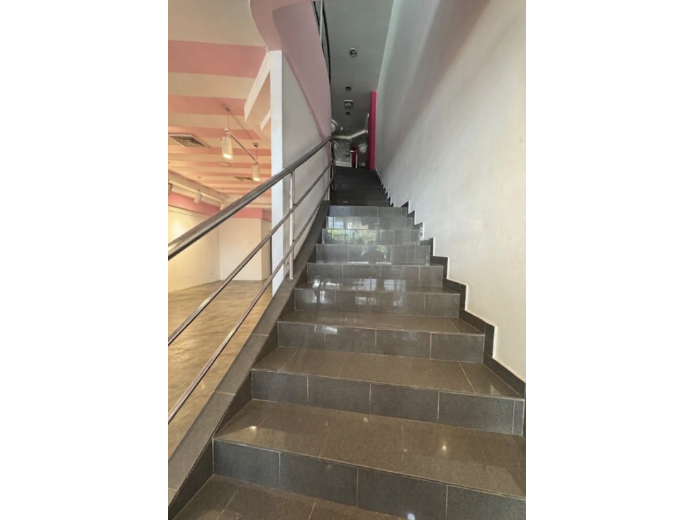 Alquiler de local comercial en Plaza Obarrio — foto 3