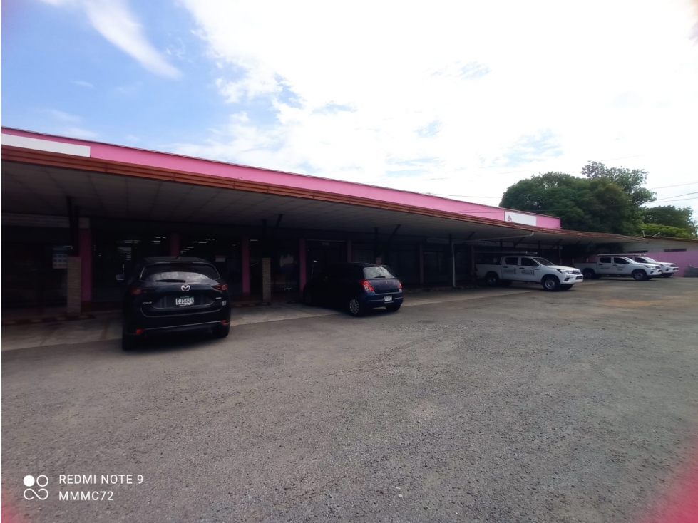 VENDO Plaza comercial en Aguadulce - 5