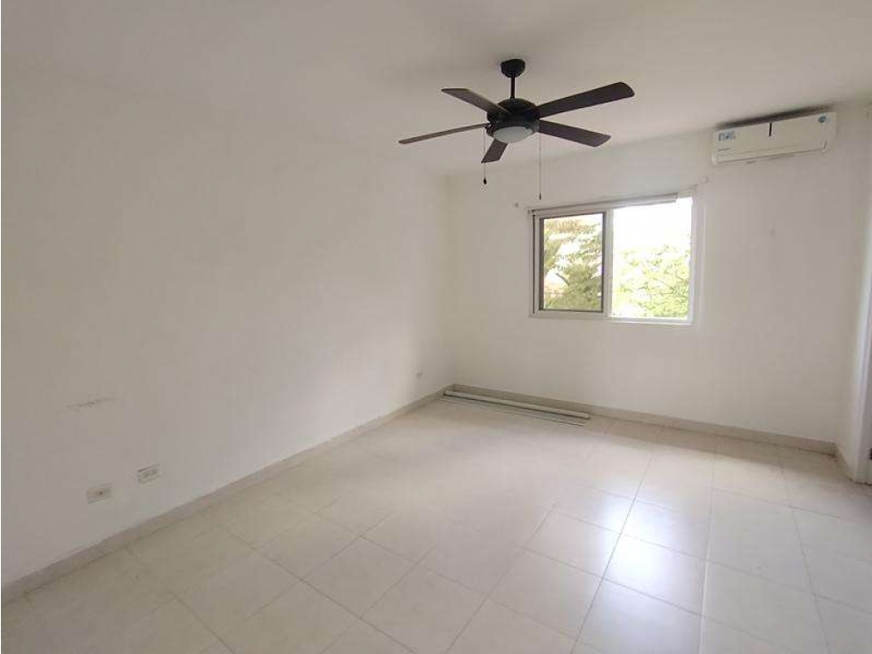 se vende hermosa casa en Versalles — foto 4