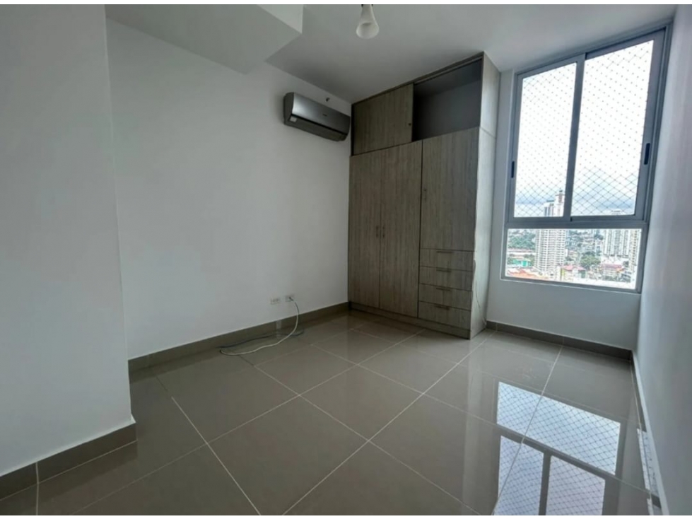 se vende apartamento en Bella Vista — foto 4