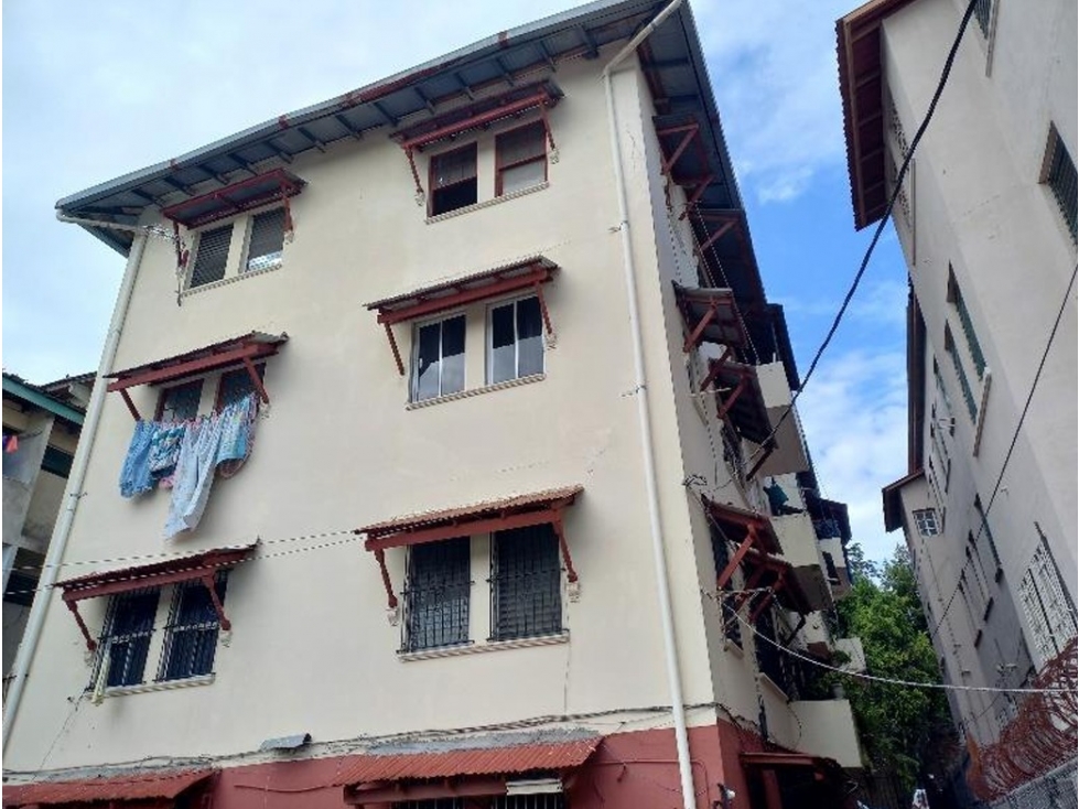Se vende Edificio en Perejil - 3