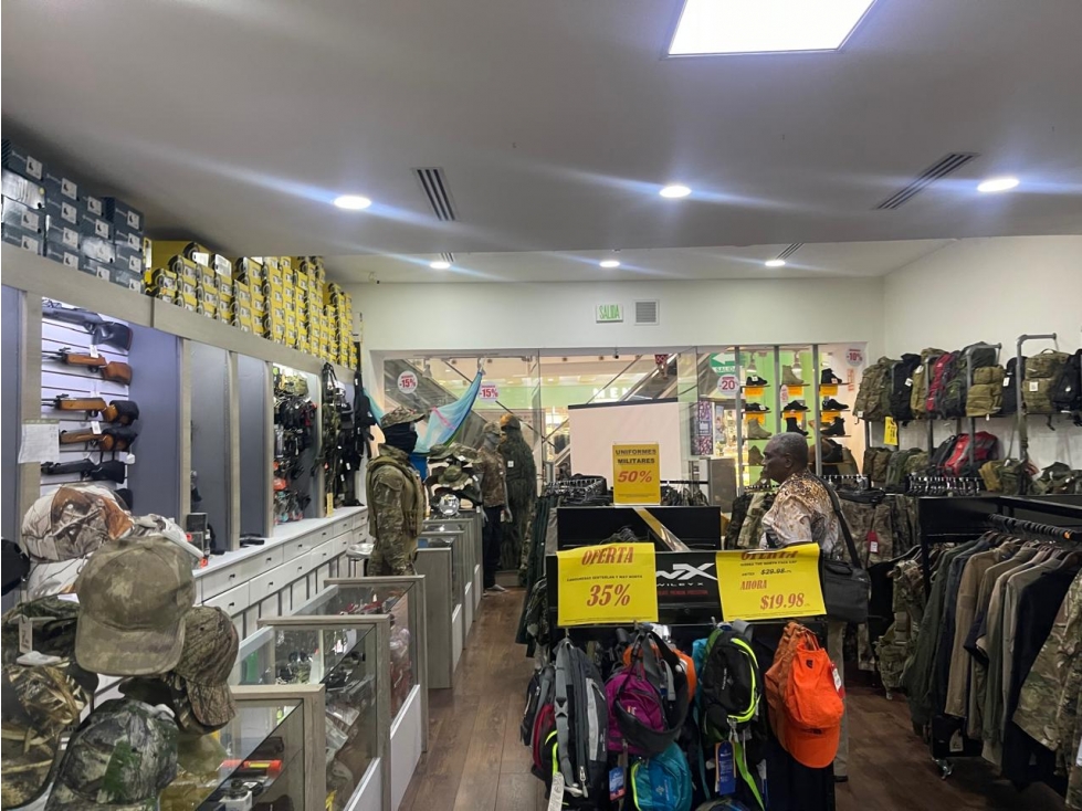 se vende Local Planta baja en Albrook mall - 2