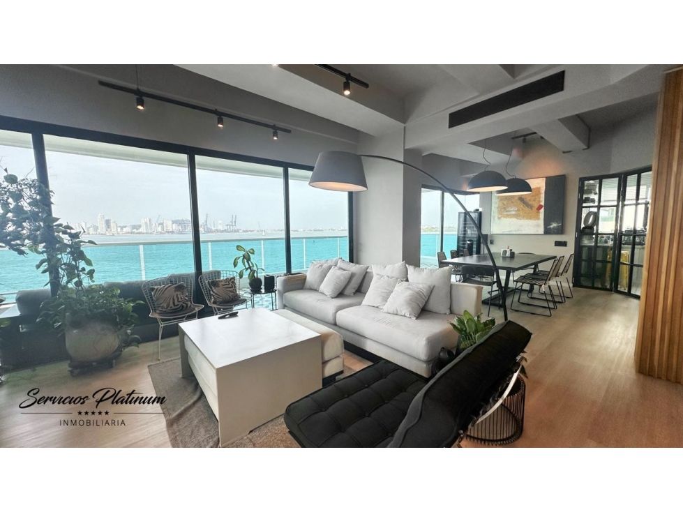 Apartamento en venta frente a la bahía en la zona mas exclusiva
