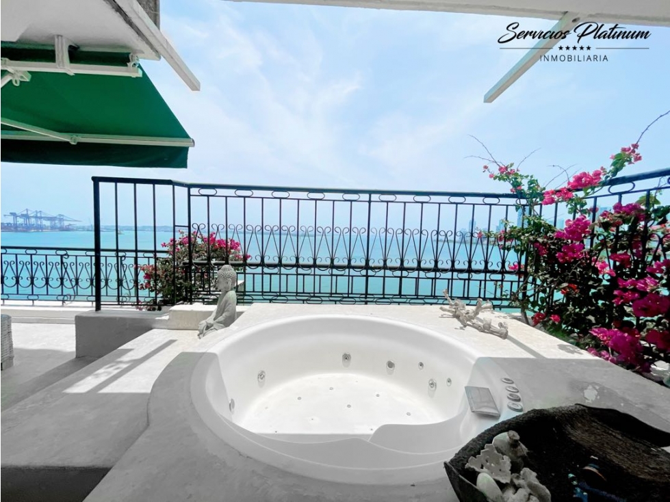 Apartamento con vista directa a la bahia y cuatro cuartos con baño — foto 4