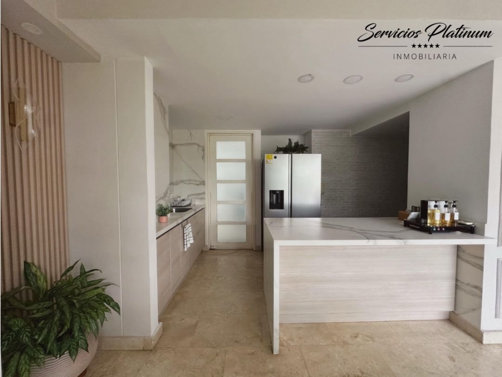 Apartamento en bocagrande residencial con patio y amplia terraza — foto 6