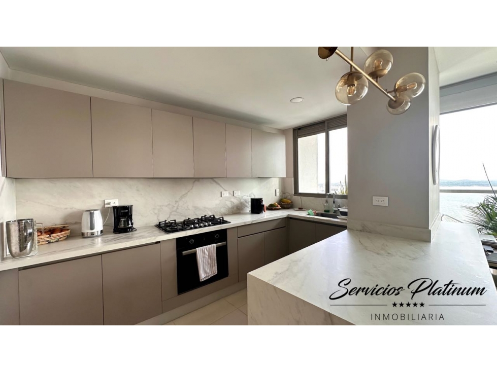 En venta apartamento de tres cuartos con vista al mar castillogrande — foto 6