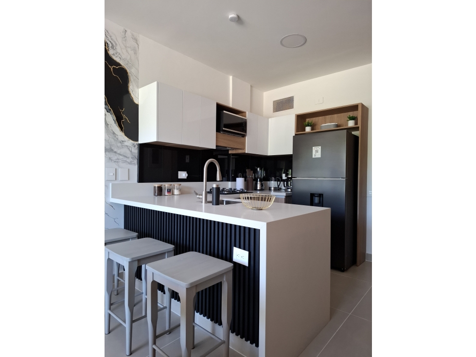 Apartamento en venta en baia kristal totalmente dotado listo para usar — foto 2