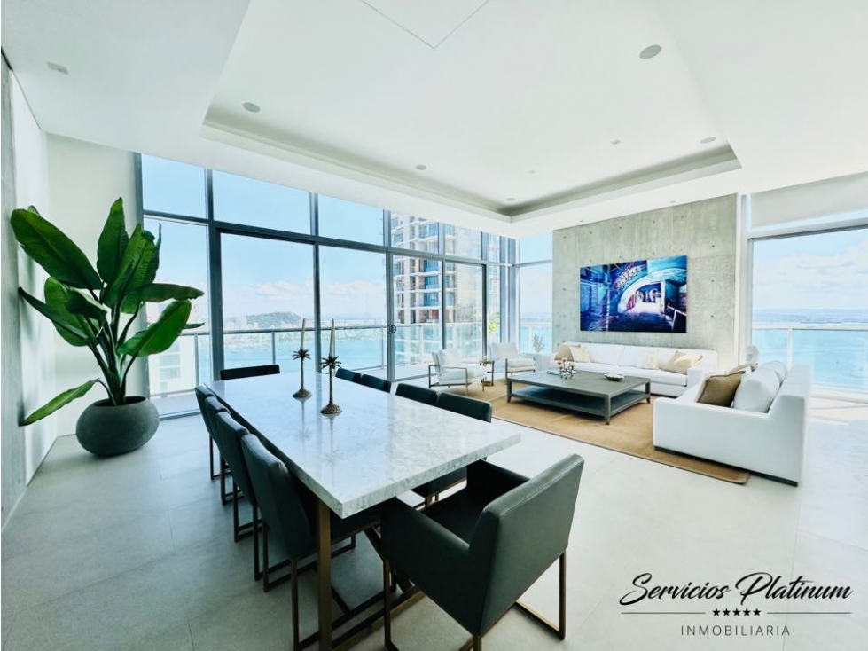 Imponente PH en Bocagrande con vista 360 de la ciudad piscina privada