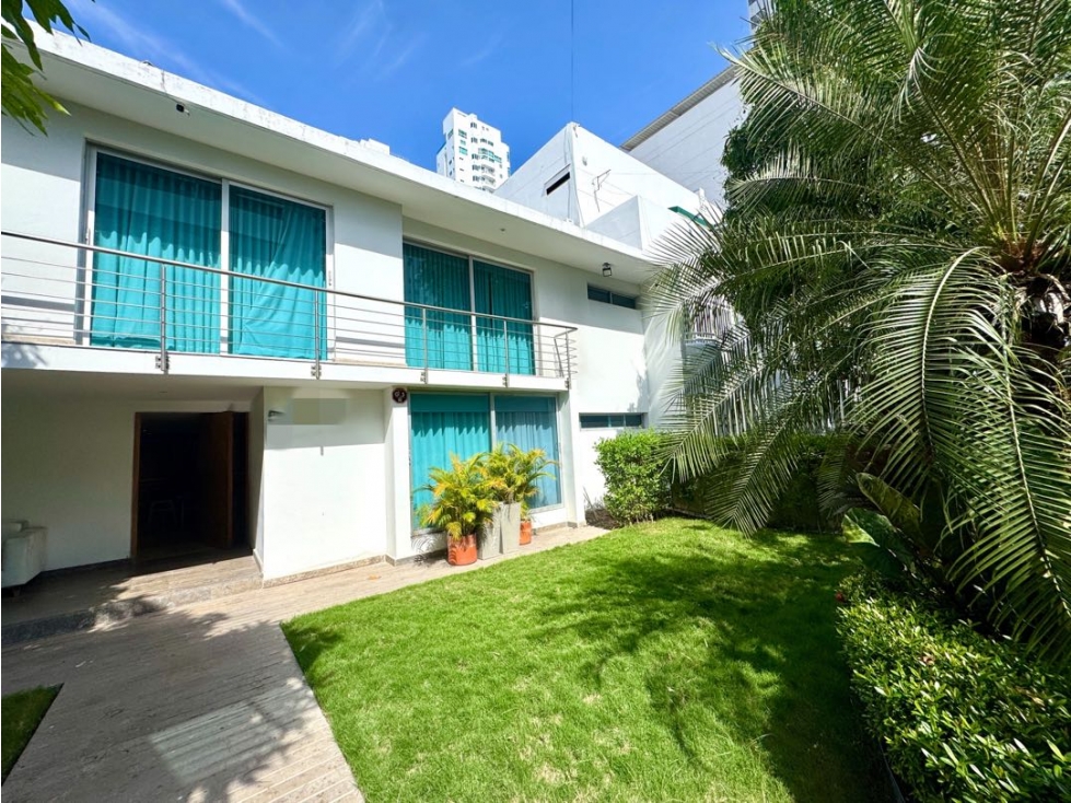 Casa en venta en castillogrande con 4 cuartos